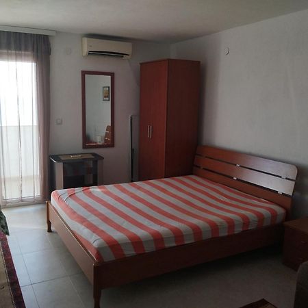 Apartment Boksi Ulcinj Bagian luar foto