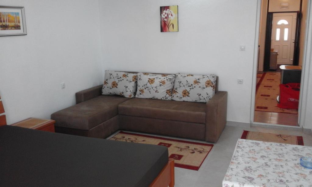 Apartment Boksi Ulcinj Bagian luar foto