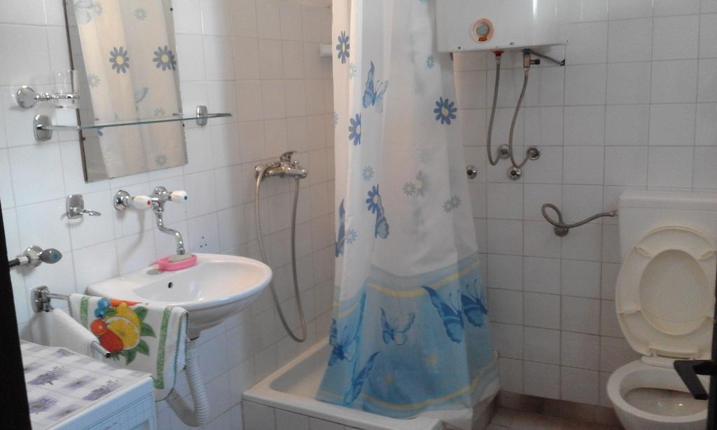 Apartment Boksi Ulcinj Bagian luar foto