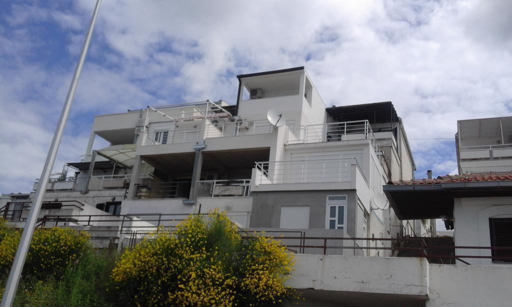 Apartment Boksi Ulcinj Bagian luar foto