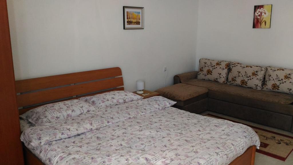 Apartment Boksi Ulcinj Bagian luar foto