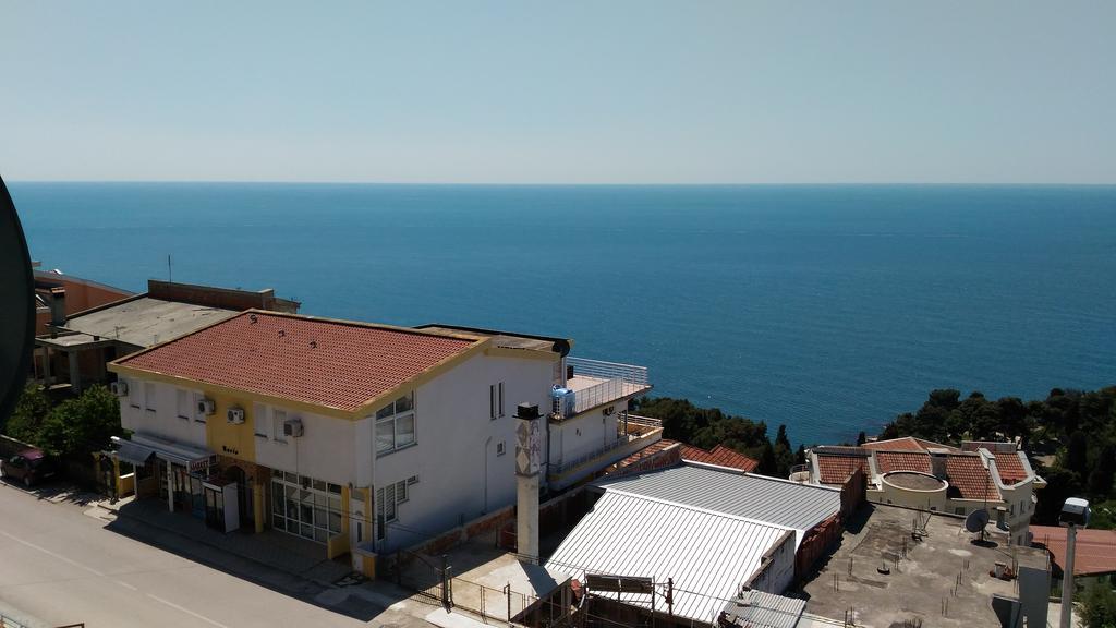Apartment Boksi Ulcinj Bagian luar foto